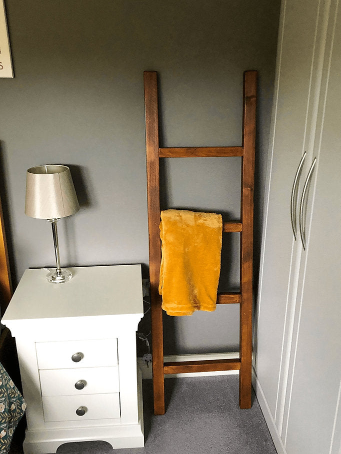 Rustic Blanket & Towel Ladder
