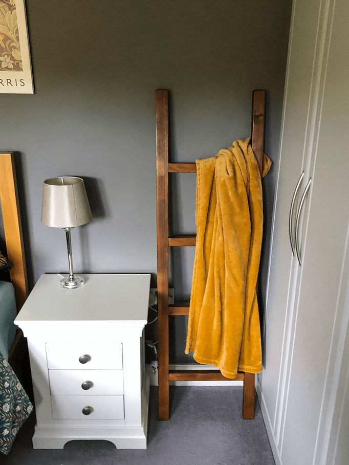Rustic Blanket & Towel Ladder