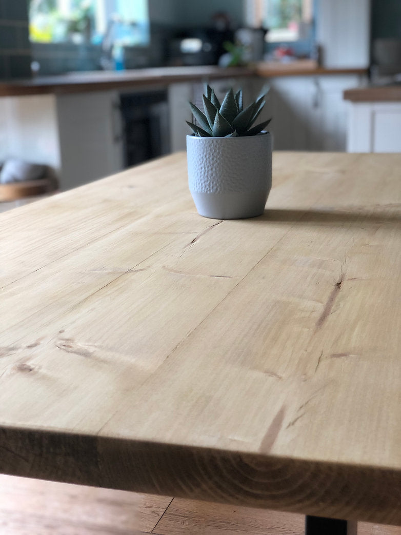 PINGO - Rustic Dining Table & Bench with Metal Square Legs