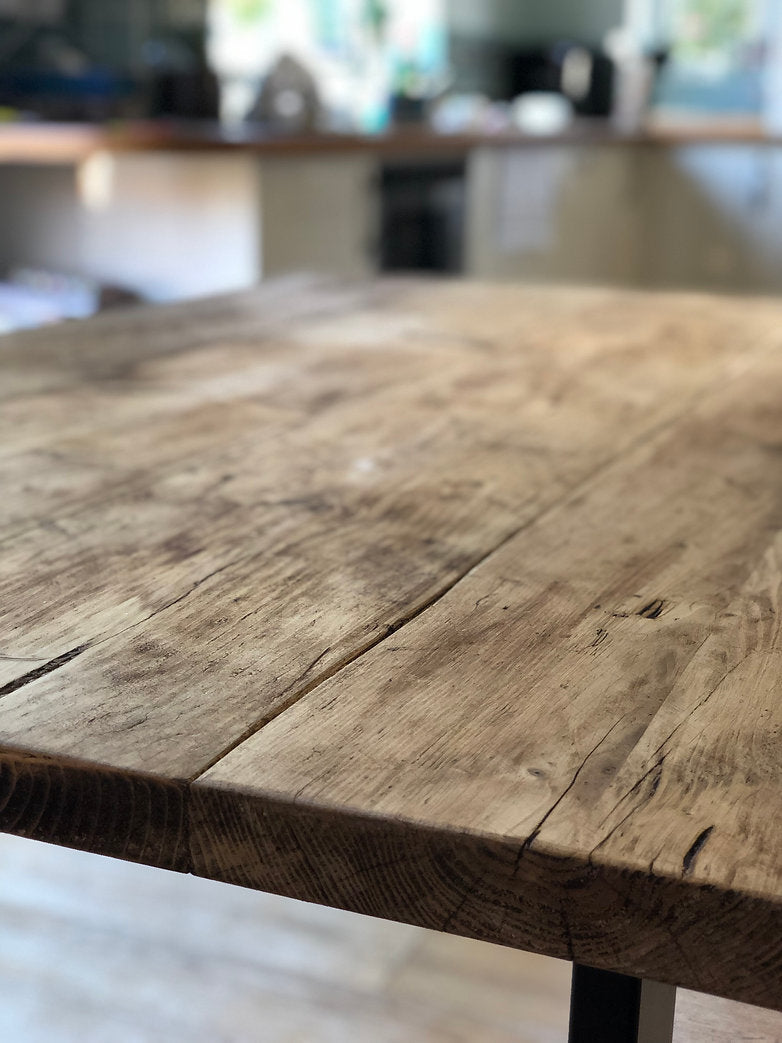 PINGO - Rustic Dining Table & Bench with Metal Square Legs